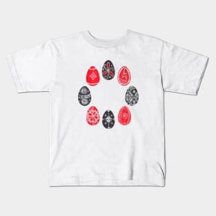 Pysanka magic circle - Ukrainian handpainted Easter eggs Kids T-Shirt